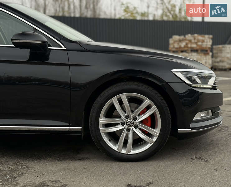 Универсал Volkswagen Passat 2016 в Житомире