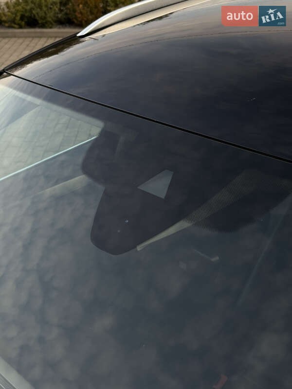 Универсал Volkswagen Passat 2016 в Житомире