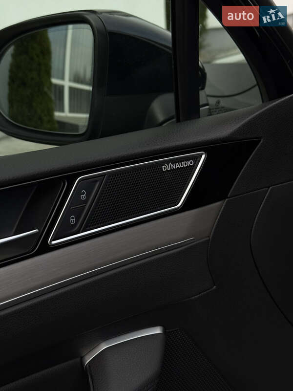 Универсал Volkswagen Passat 2016 в Житомире