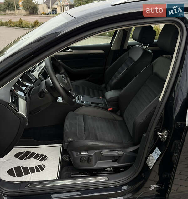 Универсал Volkswagen Passat 2016 в Житомире