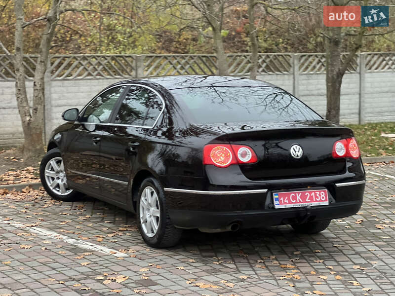 Седан Volkswagen Passat 2006 в Ивано-Франковске