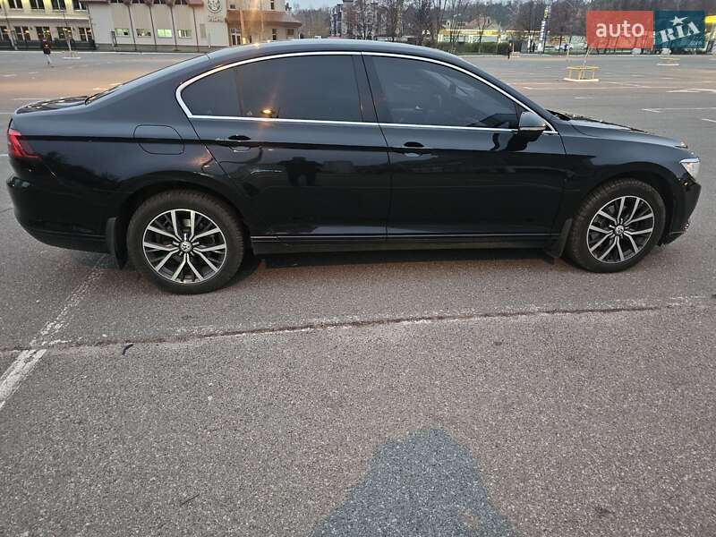 Седан Volkswagen Passat 2016 в Броварах фото 48 Седан Volkswagen Passat 2016 в Броварах