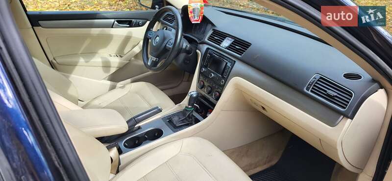 Седан Volkswagen Passat 2013 в Кропивницком фото 4 Седан Volkswagen Passat 2013 в Кропивницком