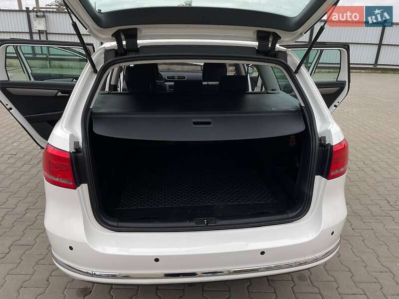 Универсал Volkswagen Passat 2011 в Луцке фото 26 Универсал Volkswagen Passat 2011 в Луцке