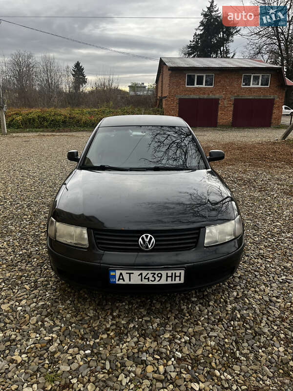 Седан Volkswagen Passat 1999 в Івано-Франківську