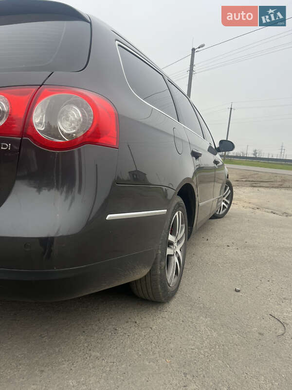 Універсал Volkswagen Passat 2007 в Березному