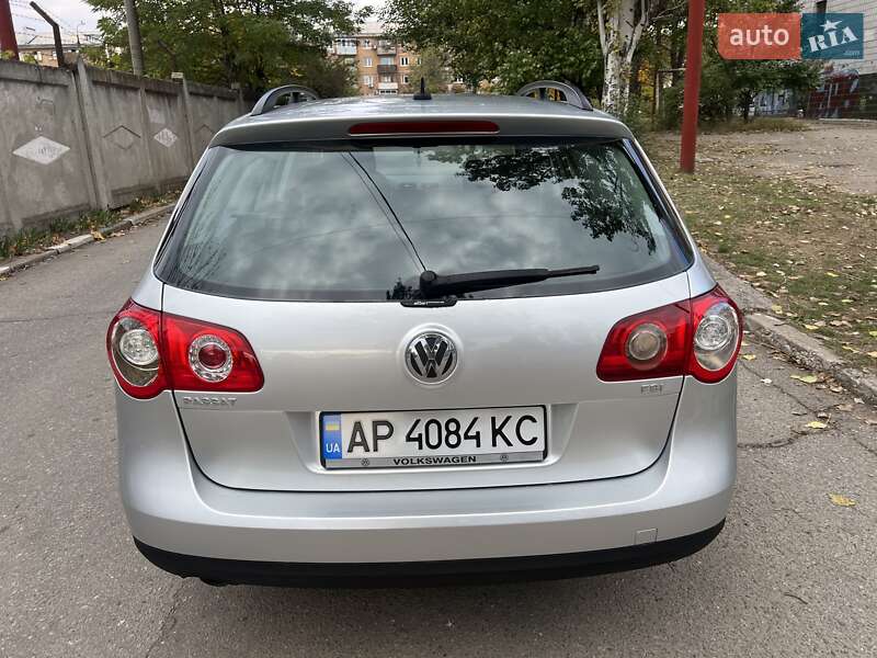 Универсал Volkswagen Passat 2006 в Запорожье