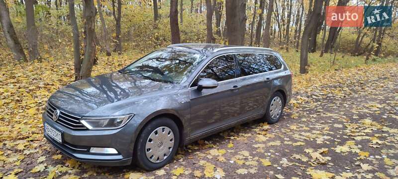 Універсал Volkswagen Passat 2017 в Козятині