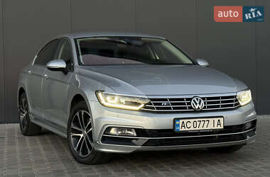 Седан Volkswagen Passat 2018 в Луцьку
