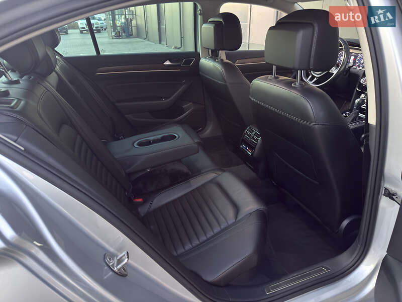 Седан Volkswagen Passat 2018 в Луцке фото 16 Седан Volkswagen Passat 2018 в Луцке