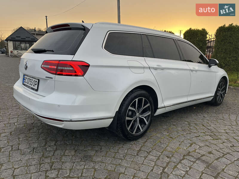 Универсал Volkswagen Passat 2018 в Львове