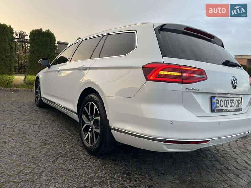 Универсал Volkswagen Passat 2018 в Львове