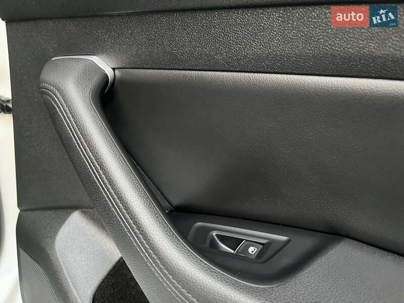 Универсал Volkswagen Passat 2018 в Львове