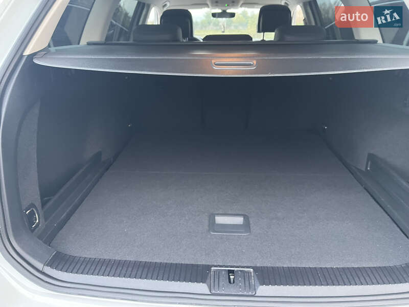 Универсал Volkswagen Passat 2018 в Львове