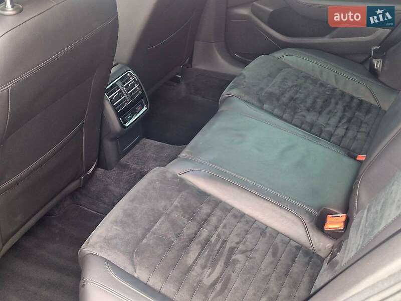 Універсал Volkswagen Passat 2016 в Тернополі