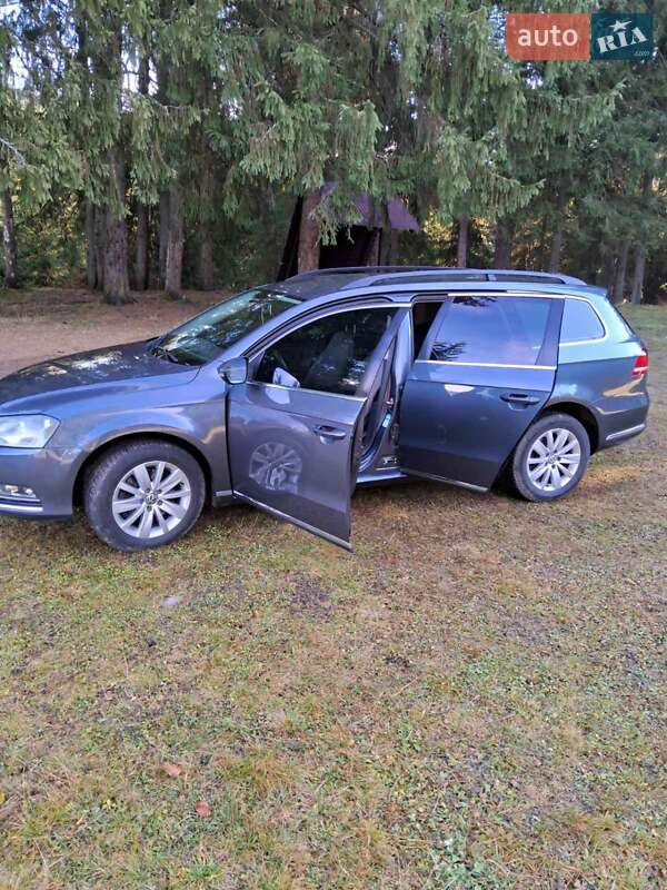 Універсал Volkswagen Passat 2011 в Івано-Франківську фото 19 Універсал Volkswagen Passat 2011 в Івано-Франківську