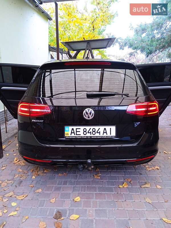 Универсал Volkswagen Passat 2018 в Днепре