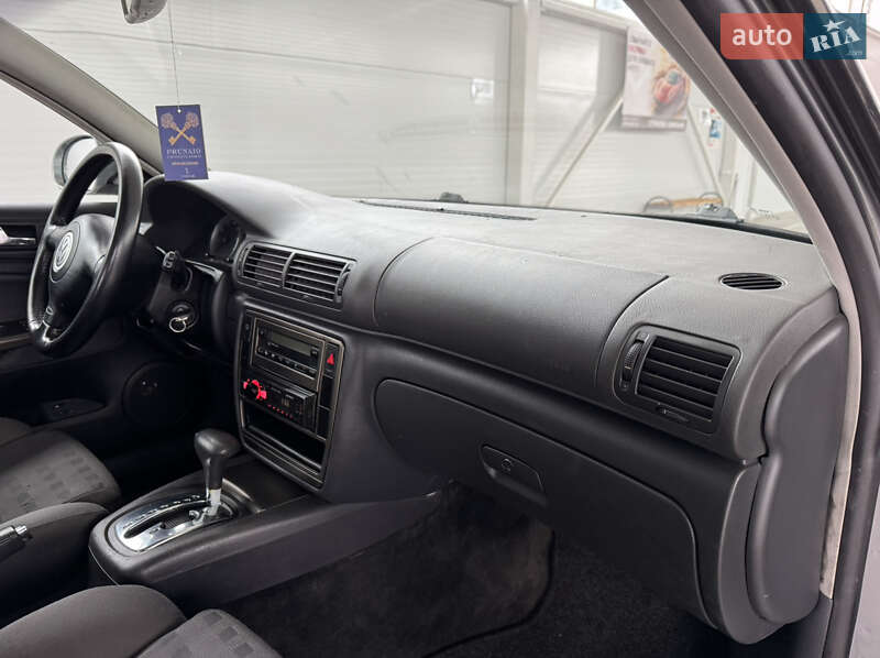 Универсал Volkswagen Passat 2004 в Ильинцах