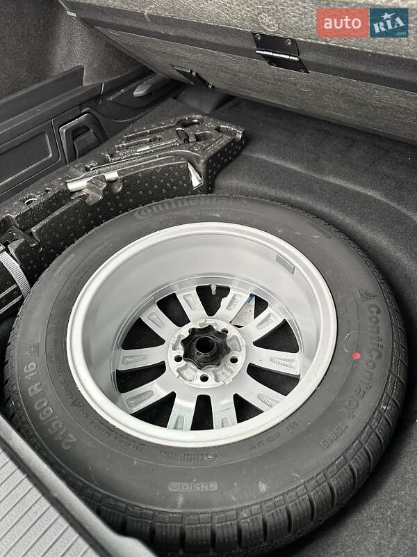 Универсал Volkswagen Passat 2021 в Белогородке