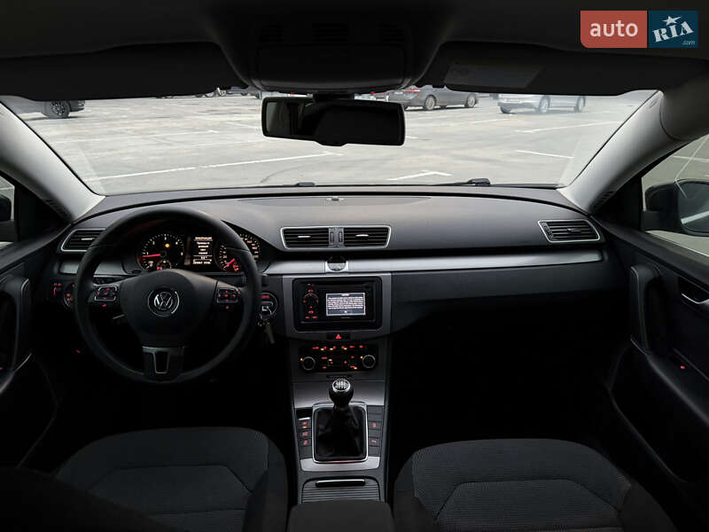 Универсал Volkswagen Passat 2011 в Малине фото 13 Универсал Volkswagen Passat 2011 в Малине