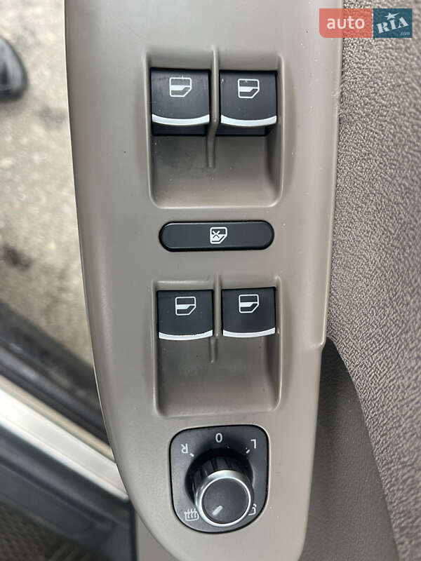 Седан Volkswagen Passat 2007 в Киеве