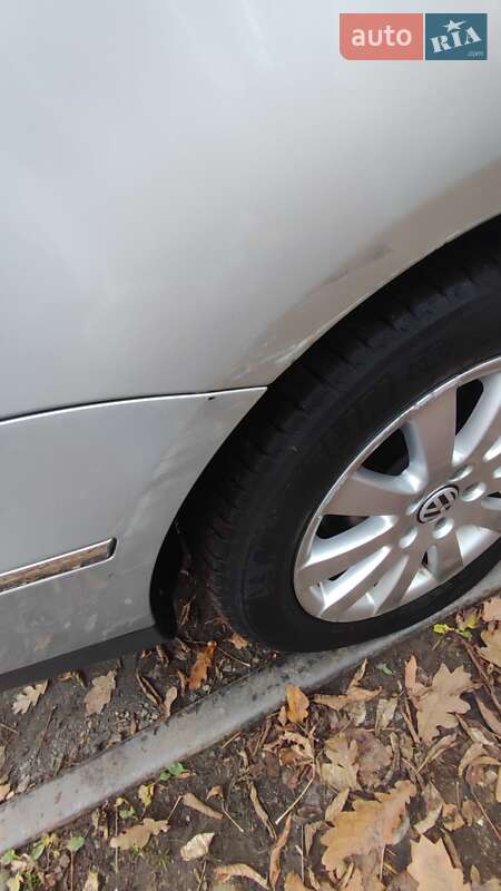 Седан Volkswagen Passat 2006 в Киеве фото 6 Седан Volkswagen Passat 2006 в Киеве