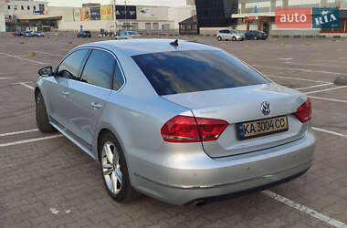 Седан Volkswagen Passat 2014 в Житомирі