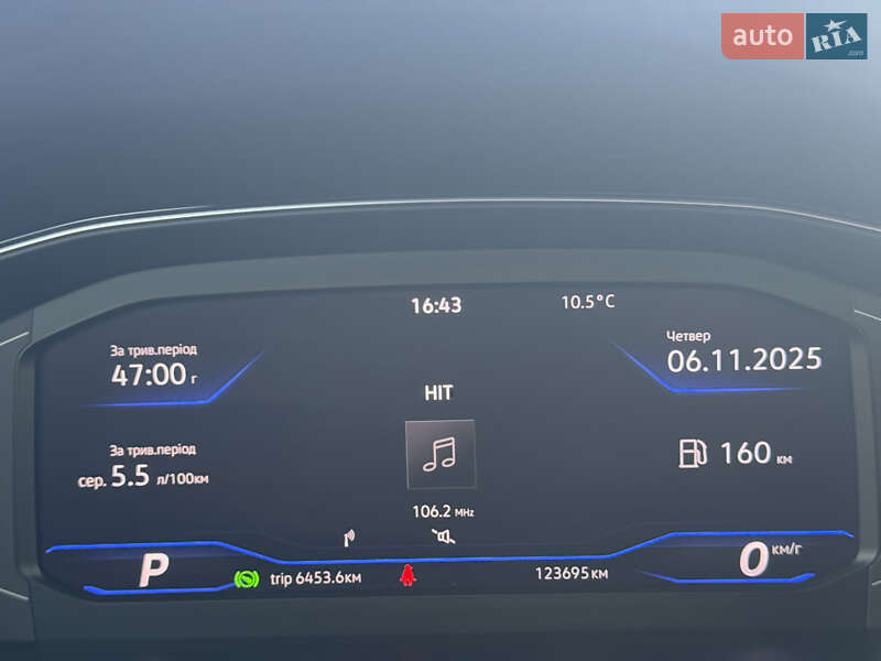 Седан Volkswagen Passat 2022 в Луцке