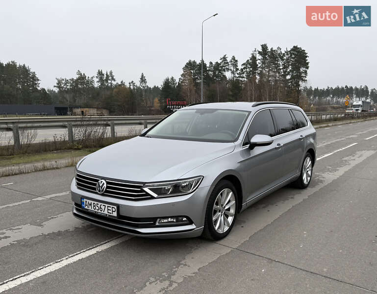 Универсал Volkswagen Passat 2017 в Житомире