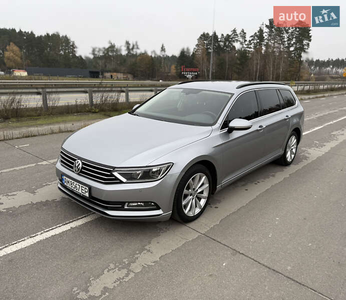 Универсал Volkswagen Passat 2017 в Житомире