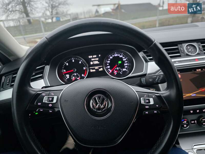 Универсал Volkswagen Passat 2019 в Снятине