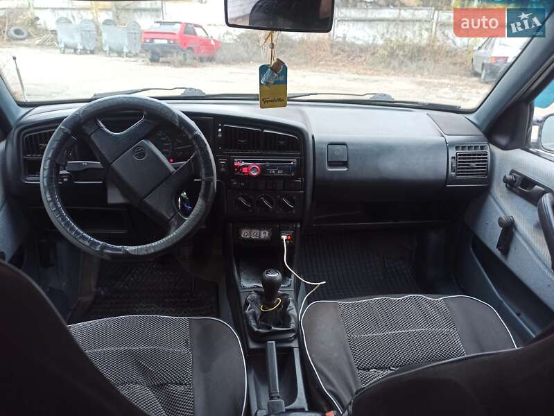Седан Volkswagen Passat 1989 в Лубнах фото 13 Седан Volkswagen Passat 1989 в Лубнах