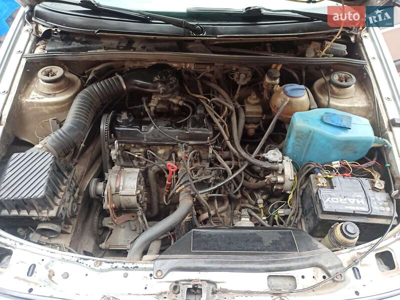 Седан Volkswagen Passat 1989 в Лубнах фото 11 Седан Volkswagen Passat 1989 в Лубнах