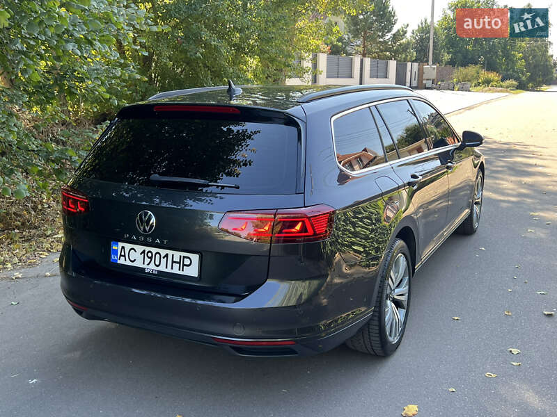 Универсал Volkswagen Passat 2020 в Киеве