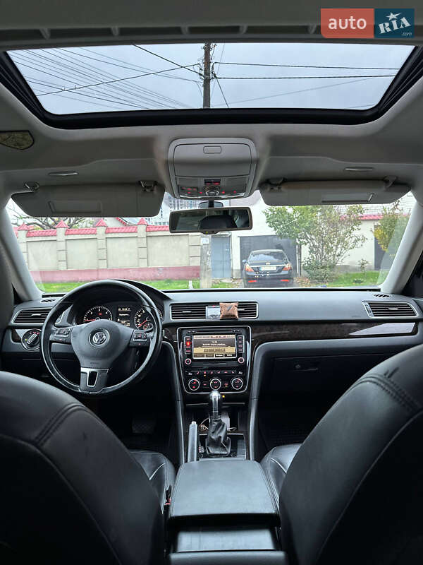 Седан Volkswagen Passat 2014 в Одессе фото 12 Седан Volkswagen Passat 2014 в Одессе
