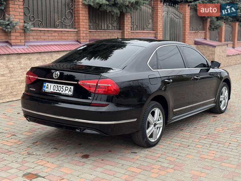 Седан Volkswagen Passat 2016 в Одессе