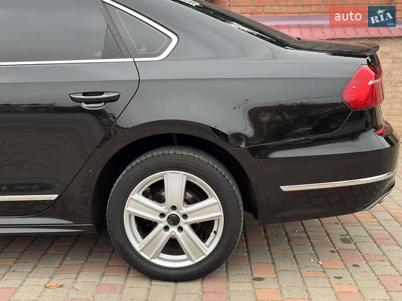 Седан Volkswagen Passat 2016 в Одессе