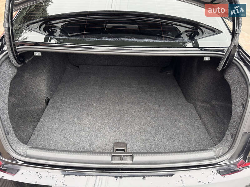 Седан Volkswagen Passat 2016 в Одессе