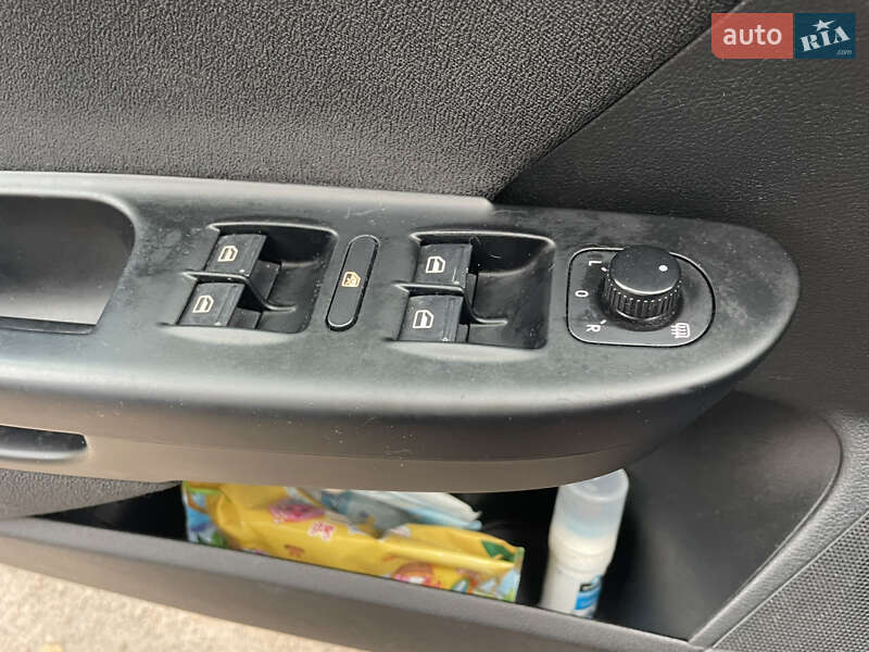 Универсал Volkswagen Passat 2009 в Коростене фото 11 Универсал Volkswagen Passat 2009 в Коростене