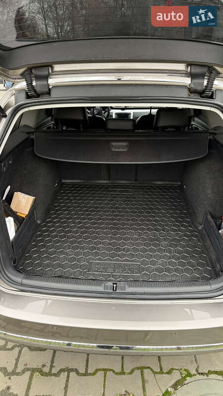 Универсал Volkswagen Passat 2011 в Луцке