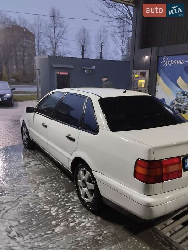 Седан Volkswagen Passat 1996 в Тернополе фото 9 Седан Volkswagen Passat 1996 в Тернополе