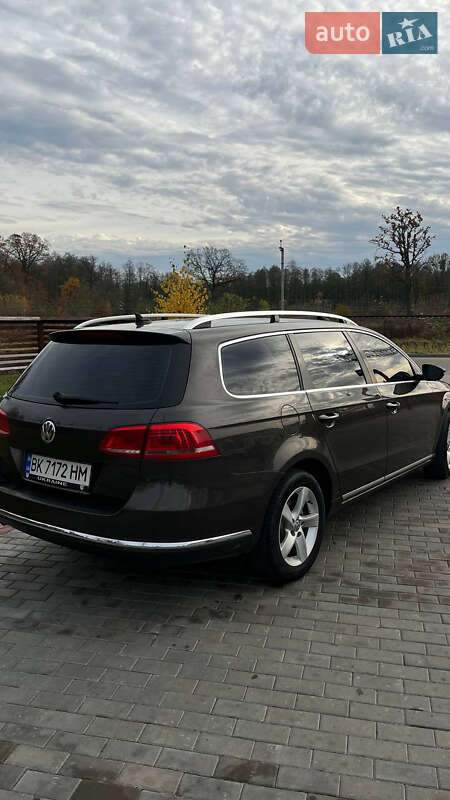 Универсал Volkswagen Passat 2014 в Сарнах фото 8 Универсал Volkswagen Passat 2014 в Сарнах