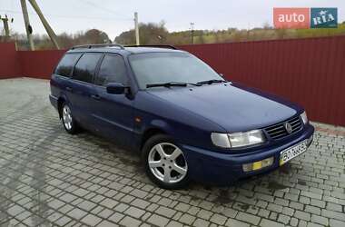 Універсал Volkswagen Passat 1996 в Заліщиках