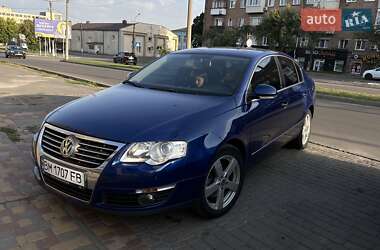 Седан Volkswagen Passat 2007 в Бурыни