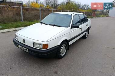 Седан Volkswagen Passat 1988 в Черкассах