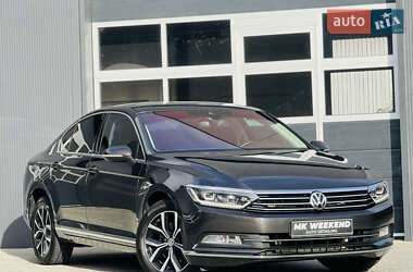 Седан Volkswagen Passat 2019 в Мукачевому