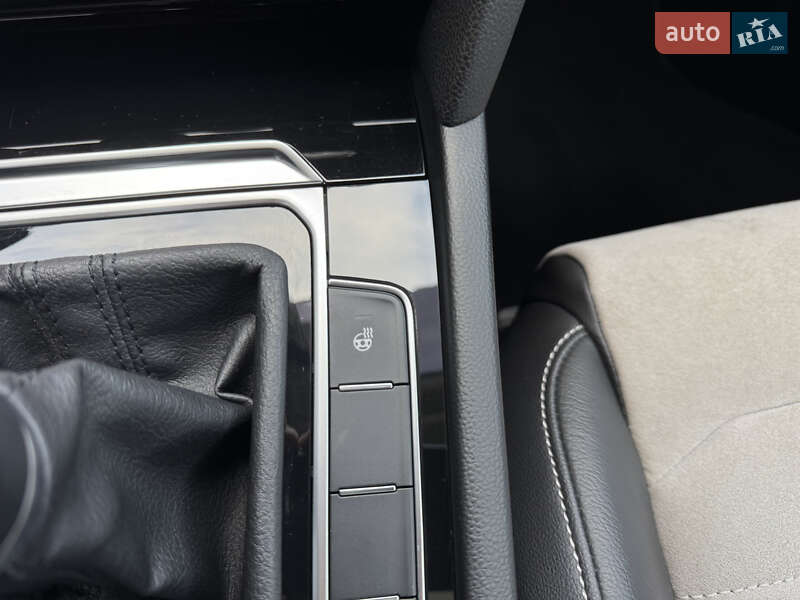 Седан Volkswagen Passat 2019 в Мукачево фото 24 Седан Volkswagen Passat 2019 в Мукачево