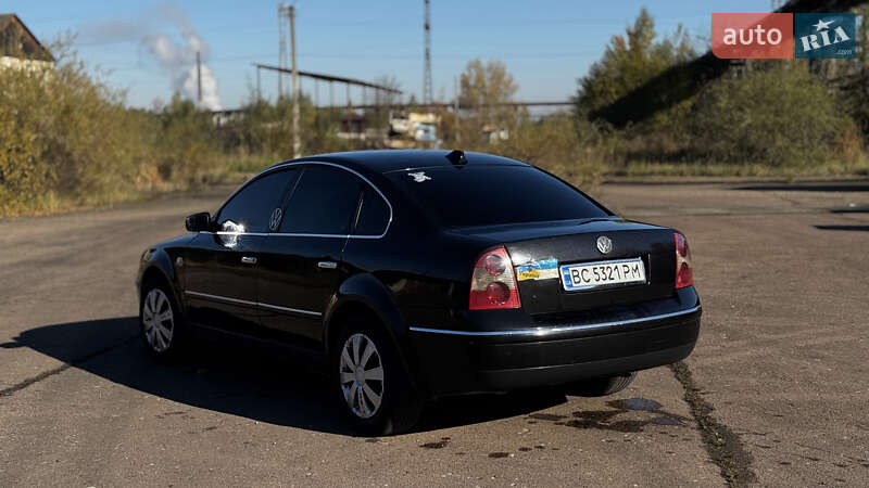 Седан Volkswagen Passat 2003 в Калуше