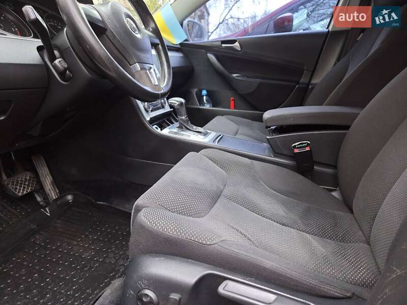 Универсал Volkswagen Passat 2010 в Черновцах