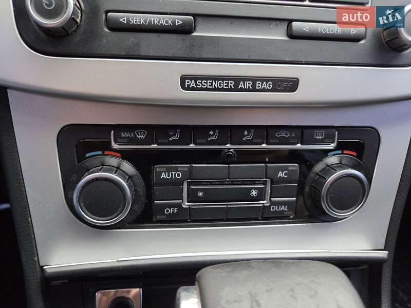 Универсал Volkswagen Passat 2010 в Черновцах